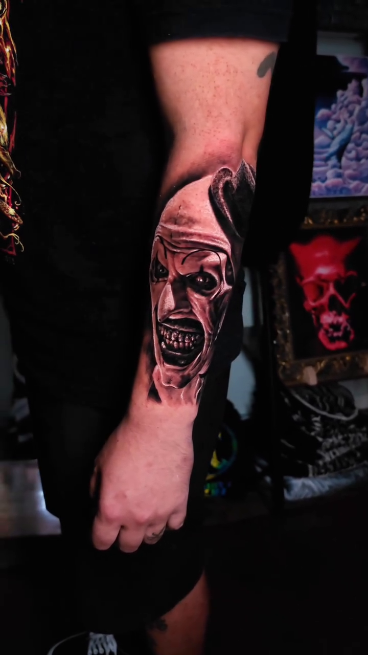 Tattoo by @david_rhapsody — dark_realism, black_and_grey