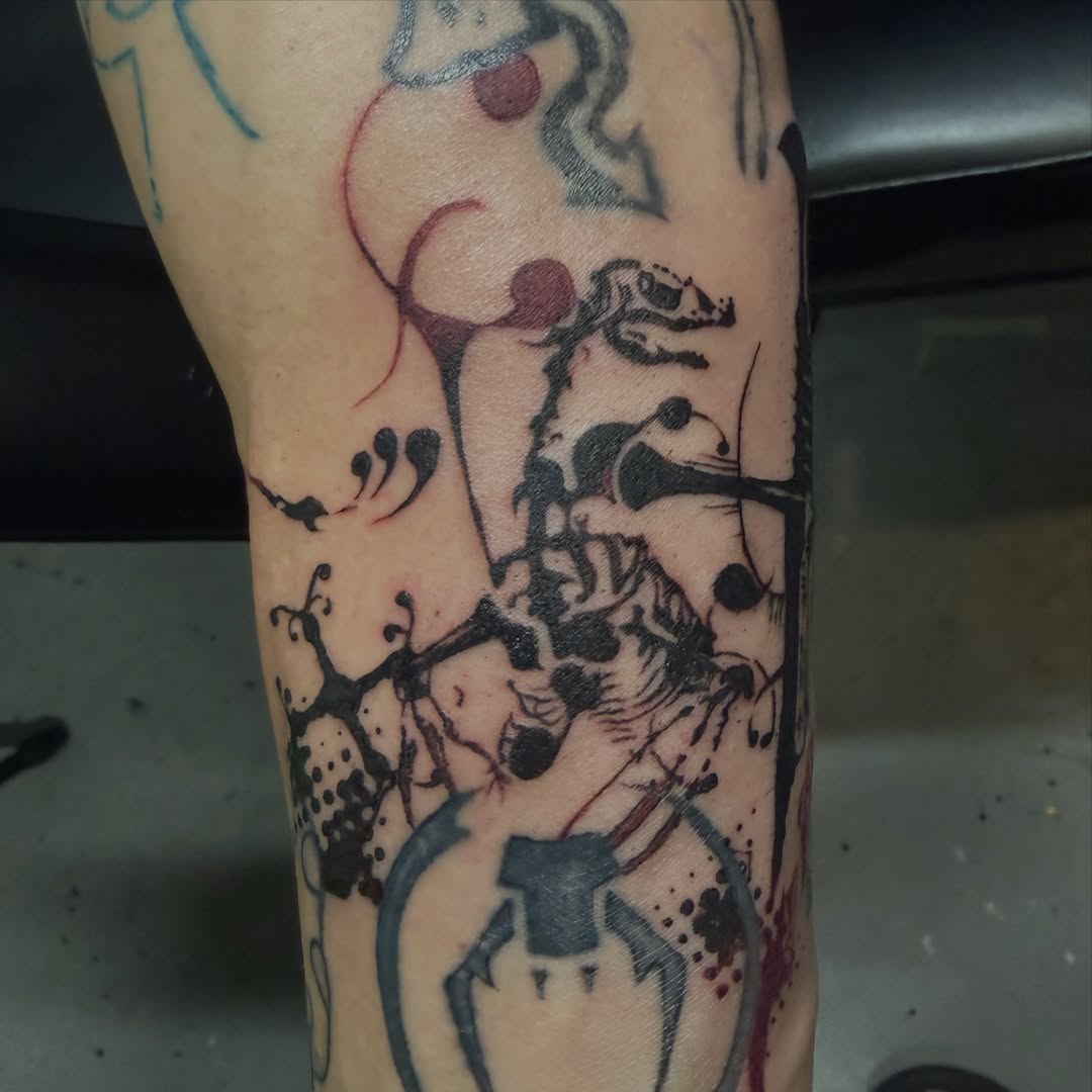 Tattoo by @loui_lays_ink — trash_polka, blackwork