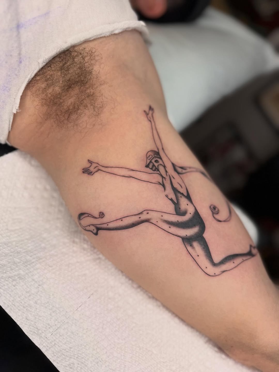 Tattoo by @madhamme — black_and_grey, fine_line
