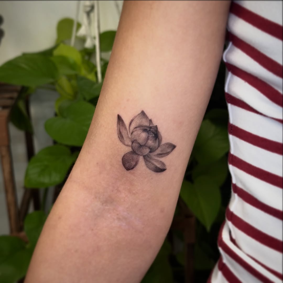 Tattoo by @xinnf_tattoo — fine_line, black_and_grey
