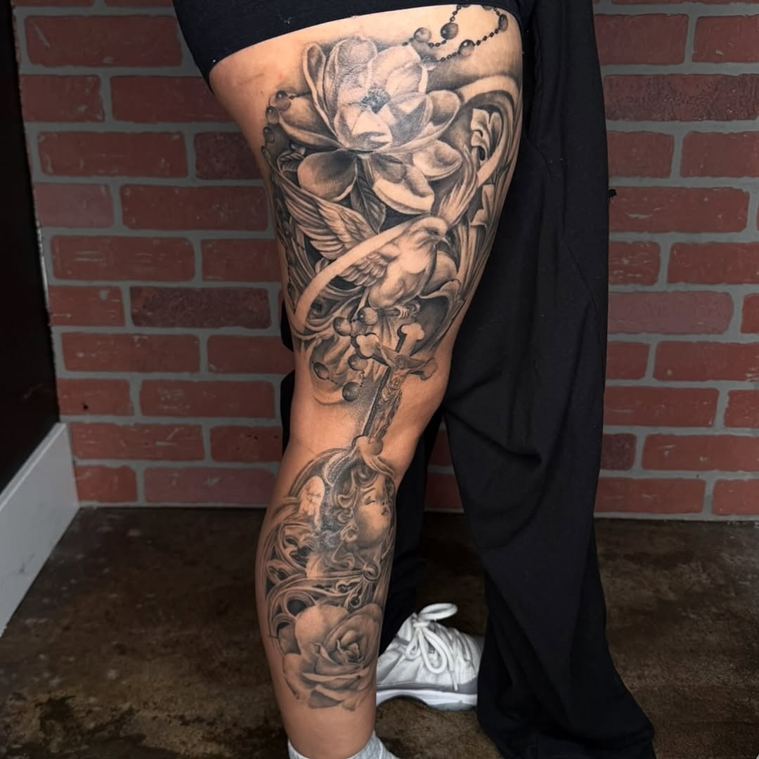 Tattoo by @jocelyntattoos โ black_and_grey, realism