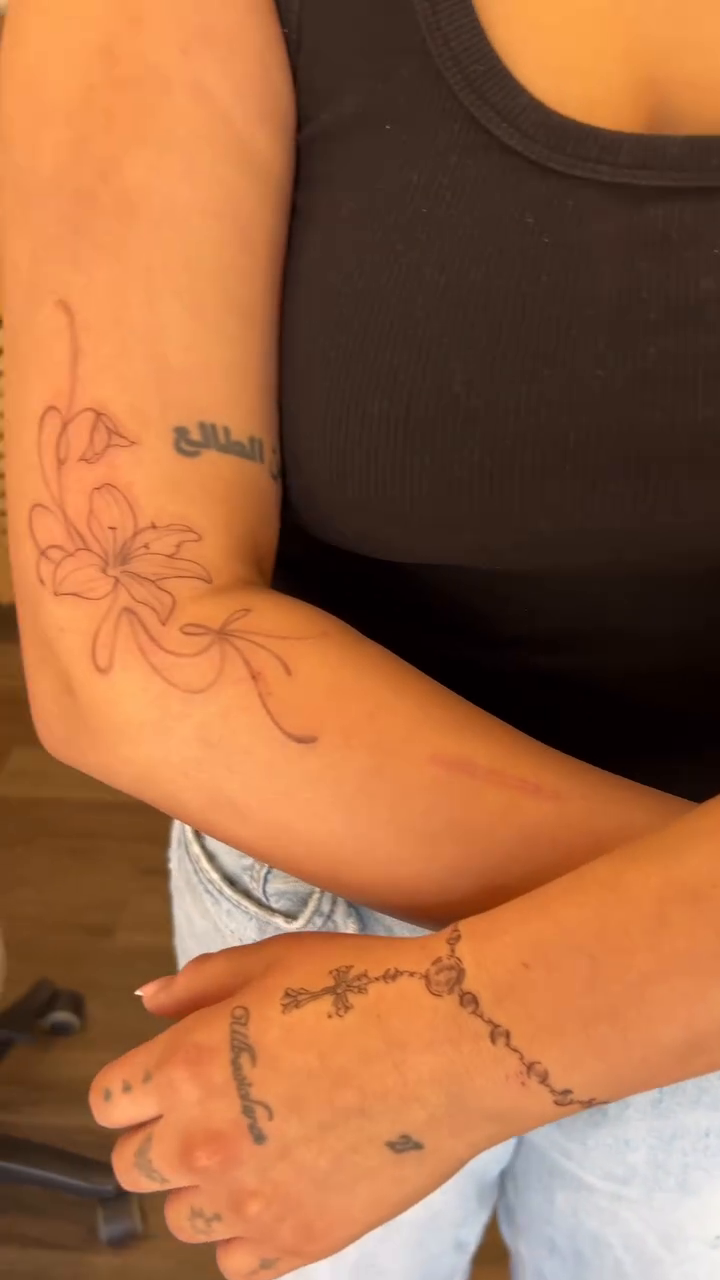 Tattoo by @inkbygwen — fine_line