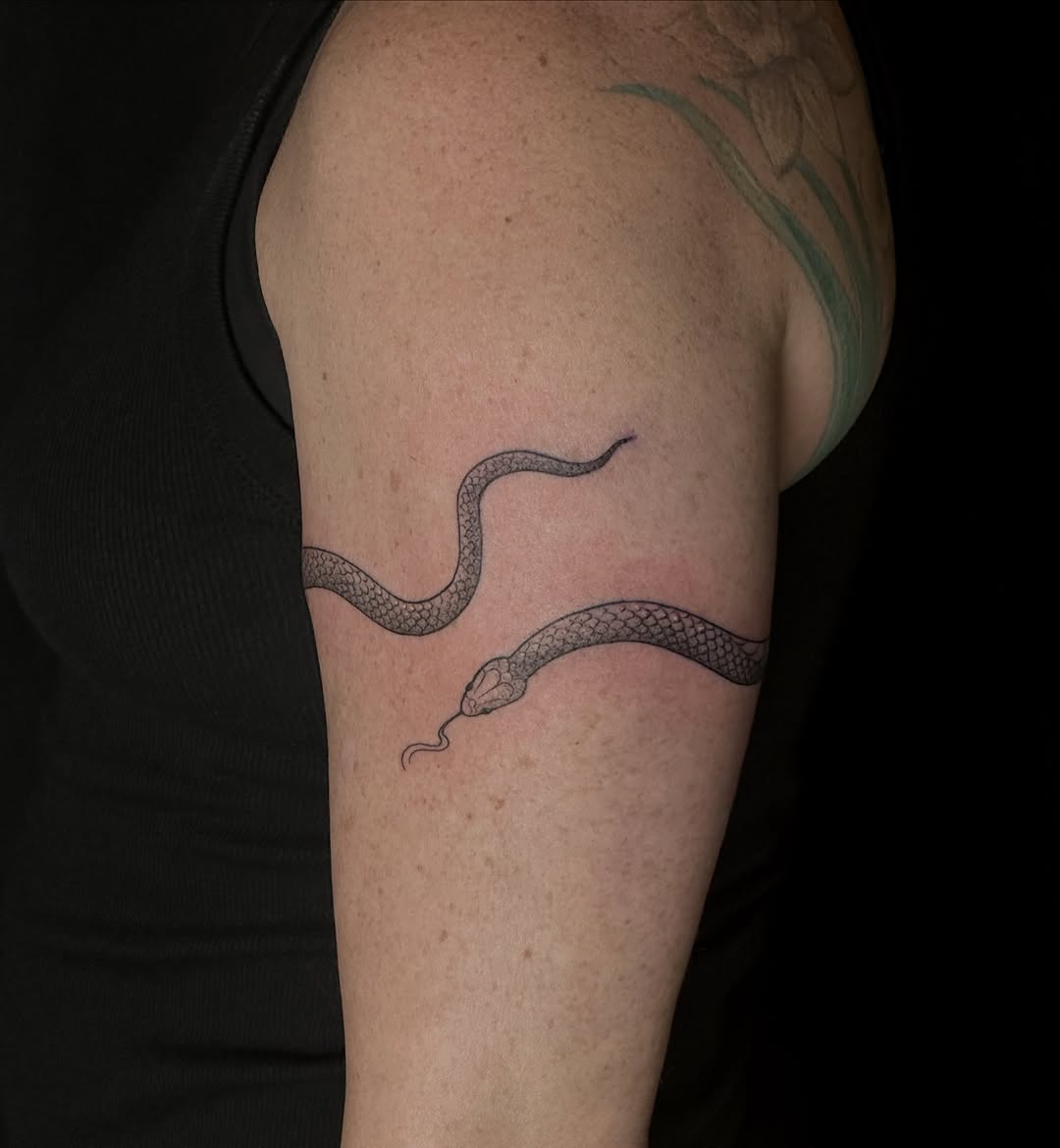 Tattoo by @treehuggertattoos โ fine_line, black_and_grey