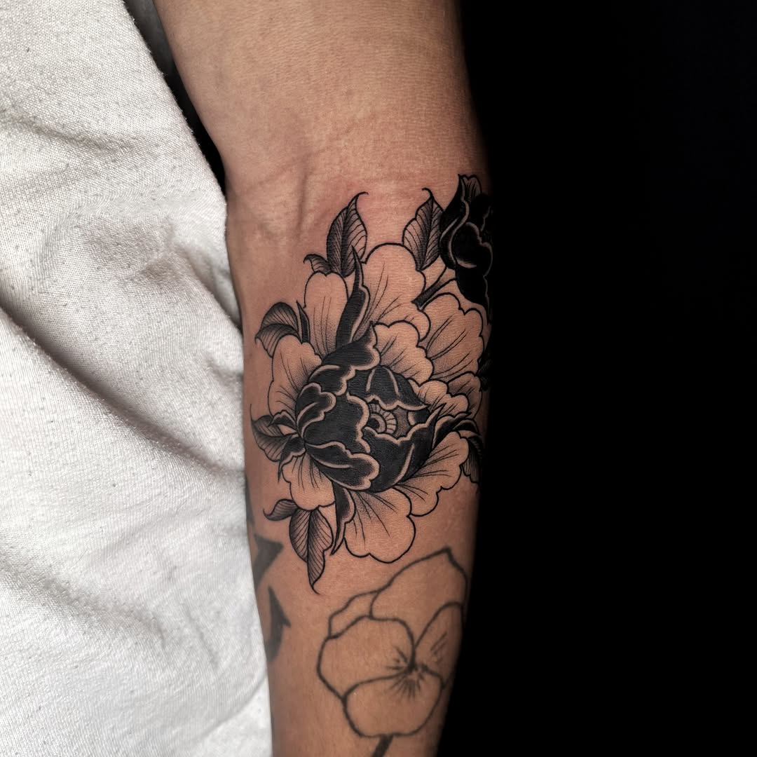 Tattoo by @killjoystabs — japanese_irezumi, black_and_grey