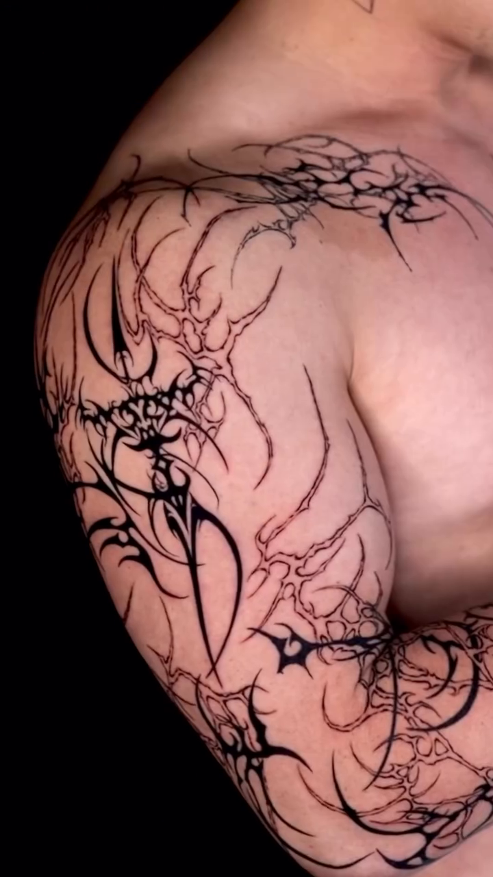 Tattoo by @mei_tatt — blackwork, geometric