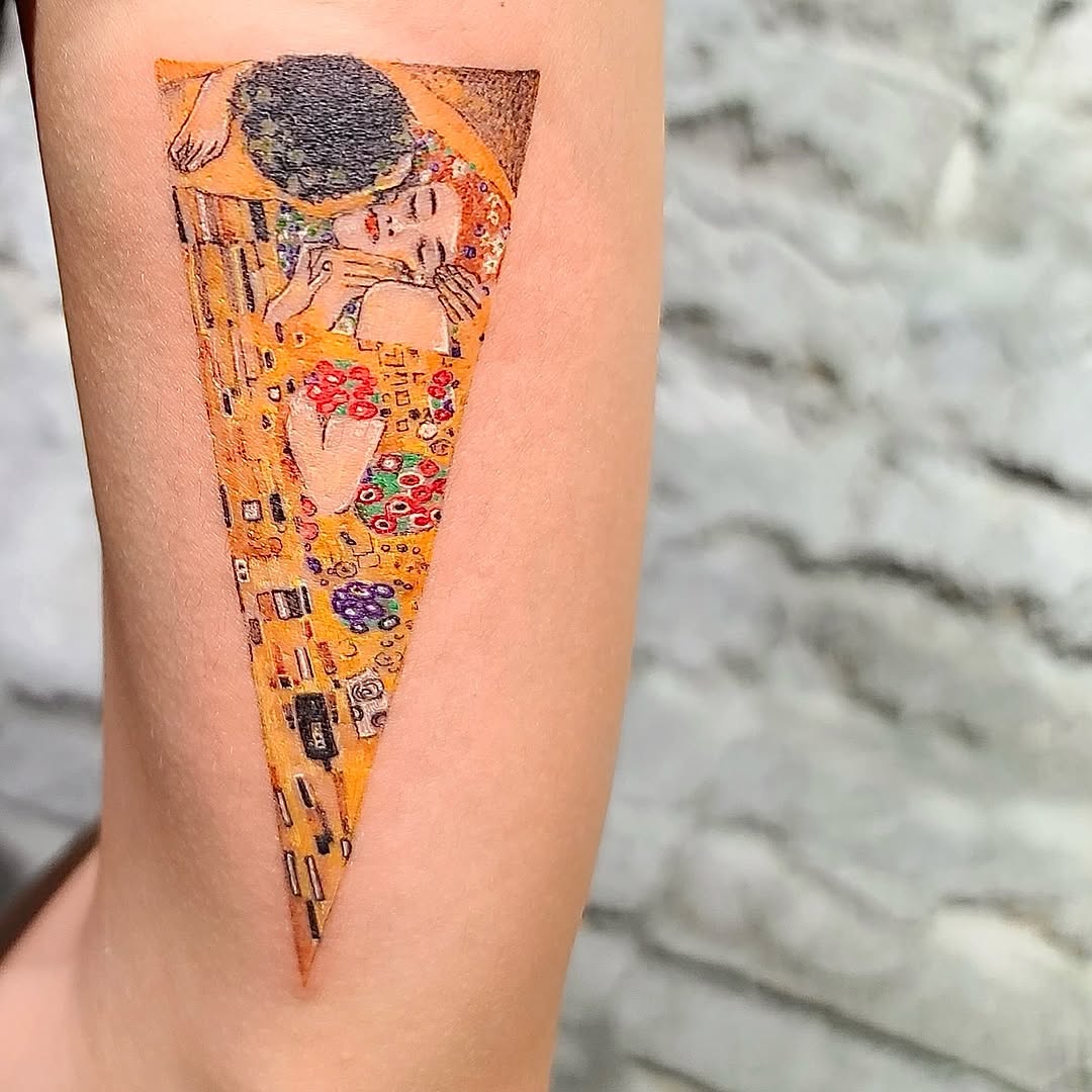 Tattoo by @nu9na_tattoo — realism, ornamental