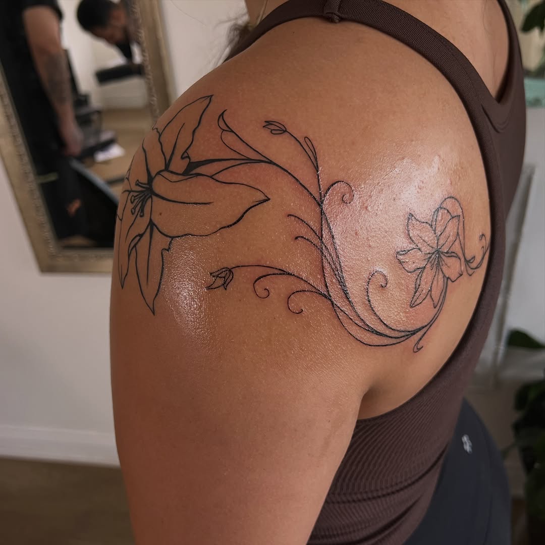 Tattoo by @inkbyjuanpablo — fine_line