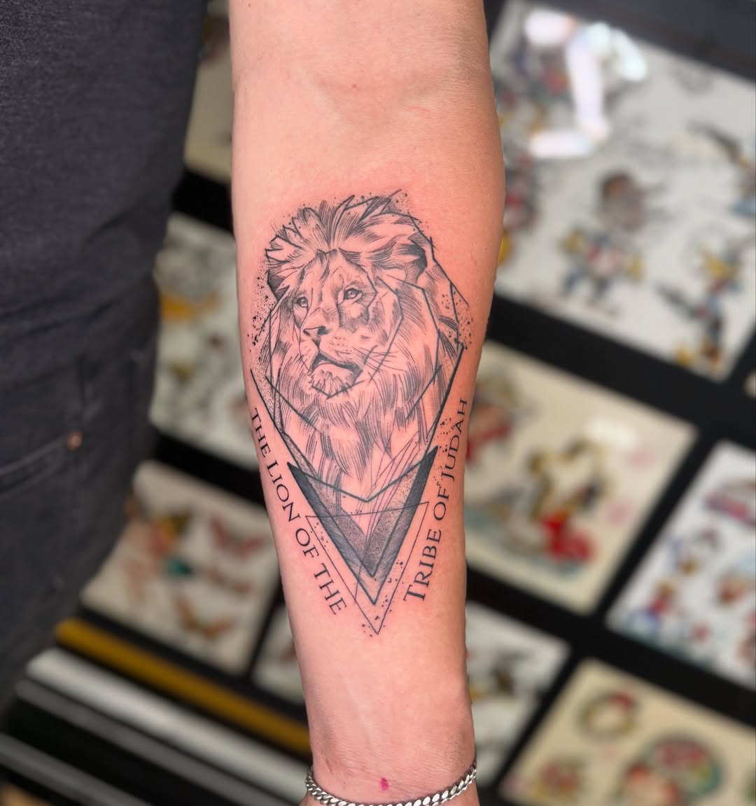 Tattoo by @saku_tattoo — black_and_grey, lettering_script
