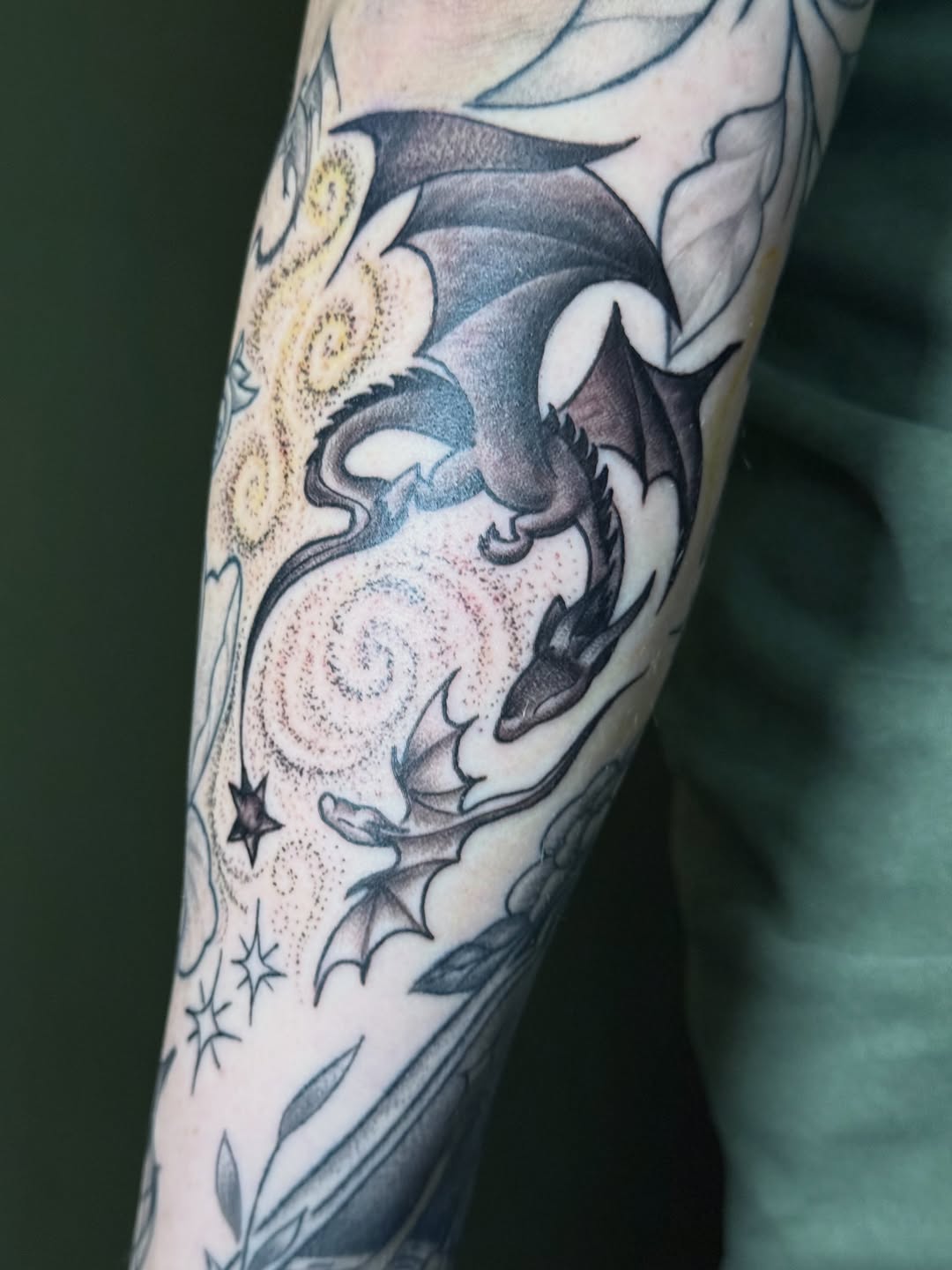 Tattoo by @madisonsky.tattoos — black_and_grey, dotwork