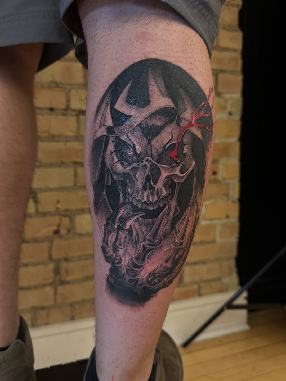Tattoo by @onlyslightlyartistic — black_and_grey, realism