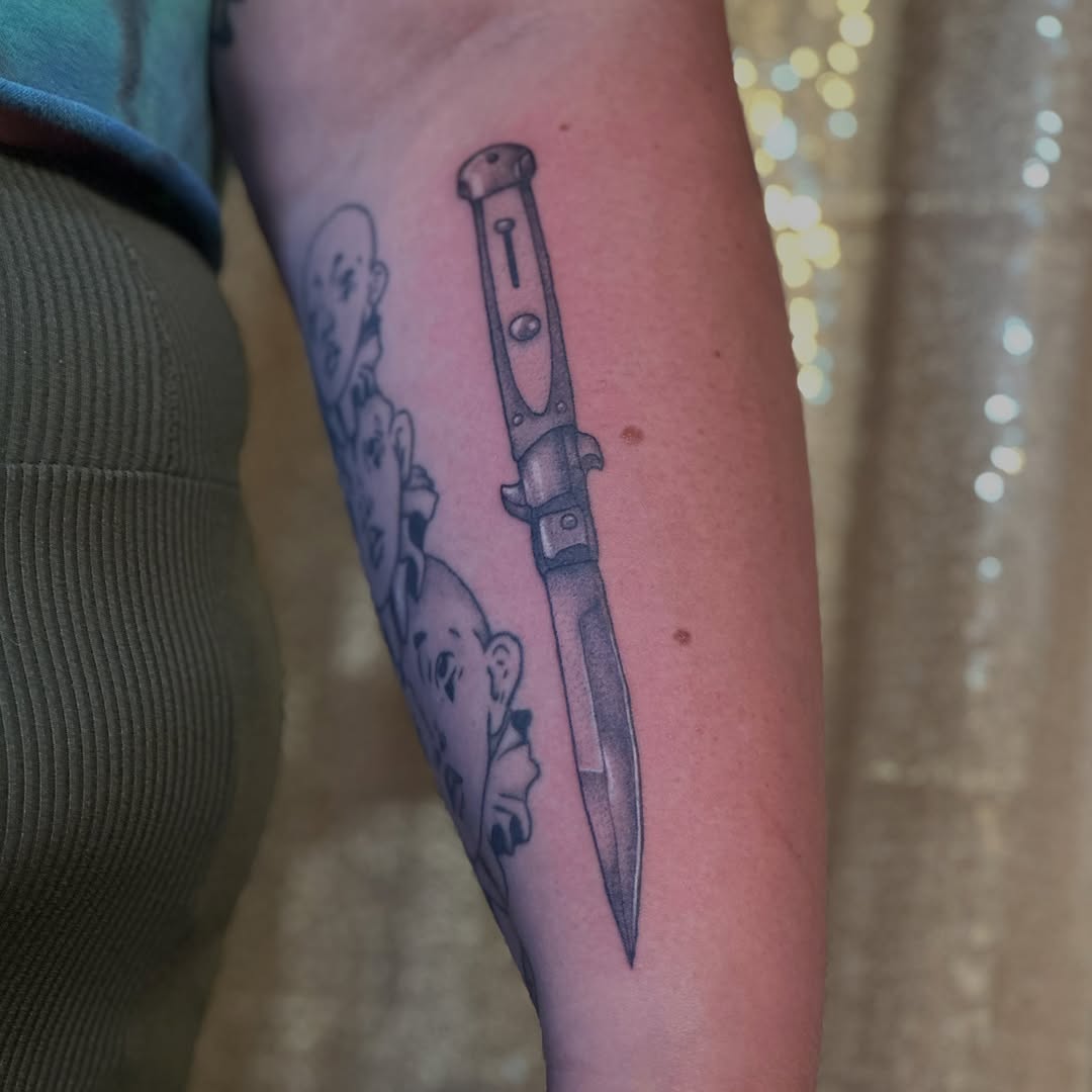 Tattoo by @natalierose.tattoo โ black_and_grey, realism
