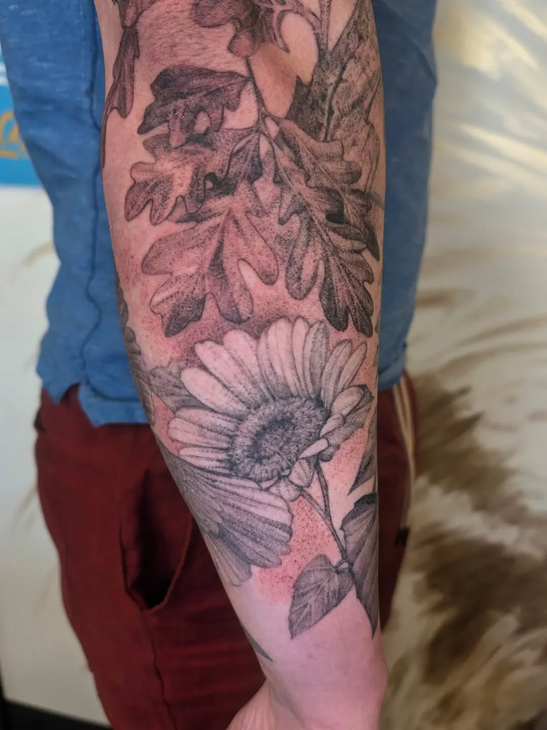 Tattoo by @the_neon_lady โ realism, black_and_grey