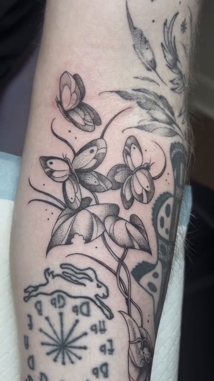 Tattoo by @thursdaybluez β black_and_grey, realism
