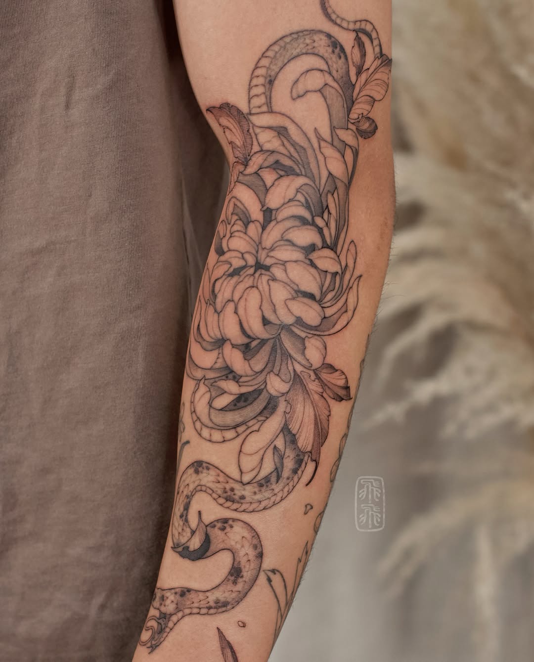 Tattoo by @phoebe_doartink — japanese_irezumi, black_and_grey