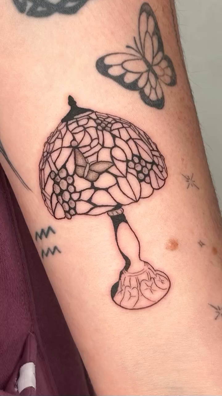 Tattoo by @lampladytattoos โ fine_line, ornamental