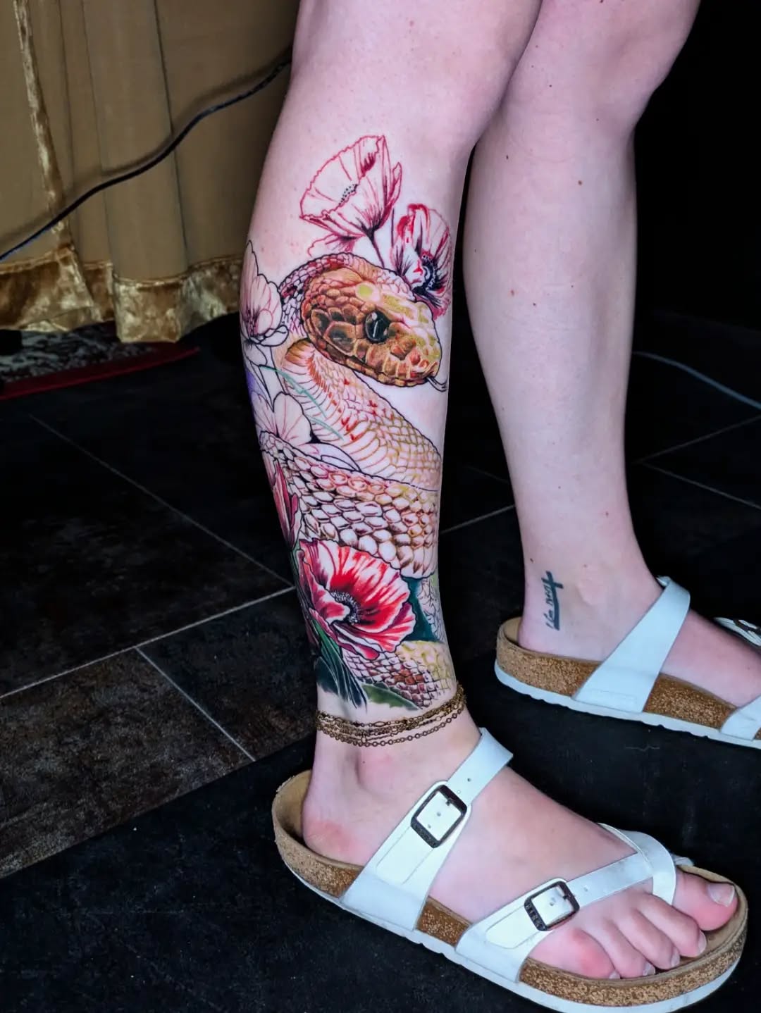 Tattoo by @beebe_artistry β realism, color