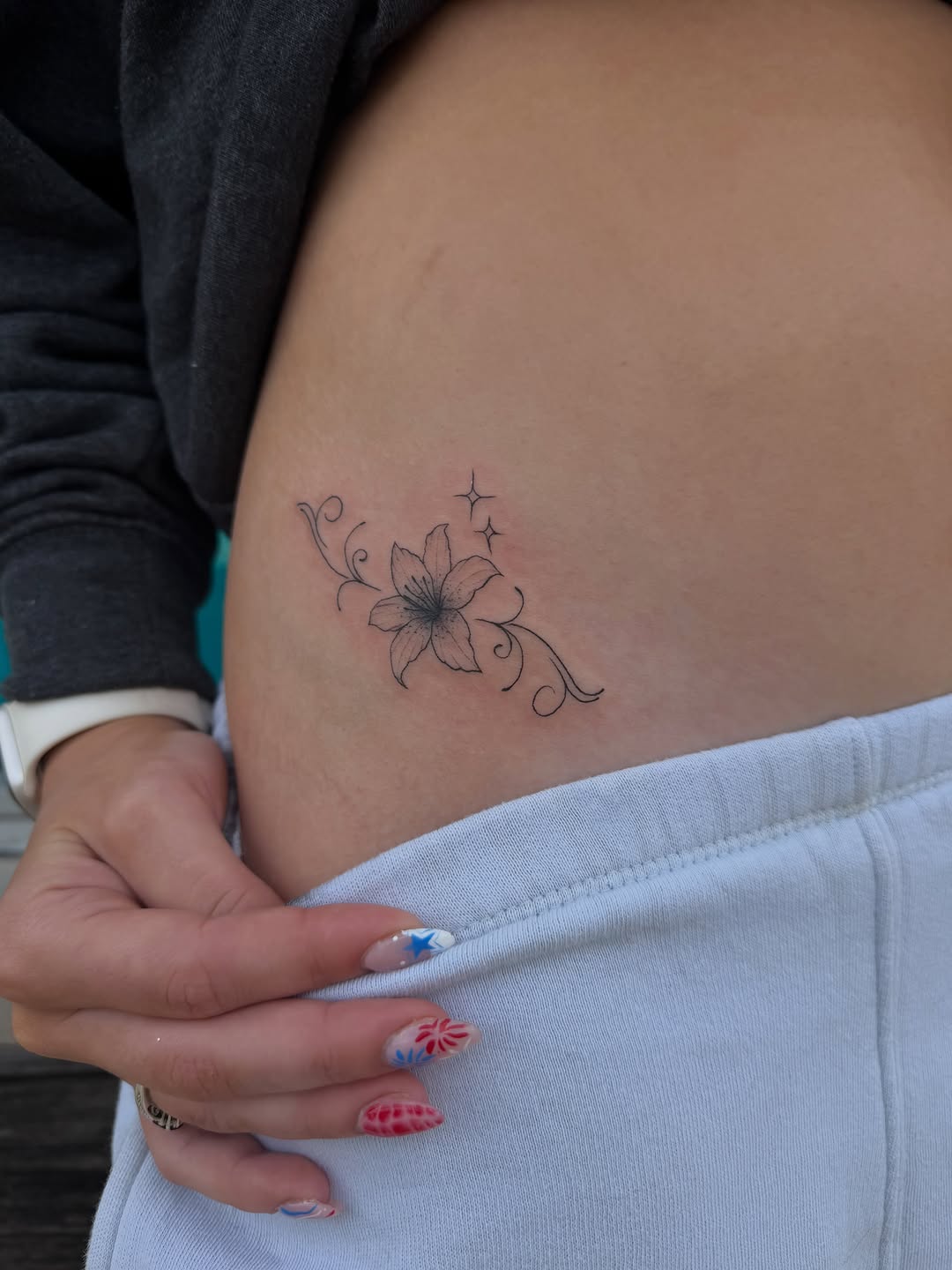 Tattoo by @drellatattoos — fine_line