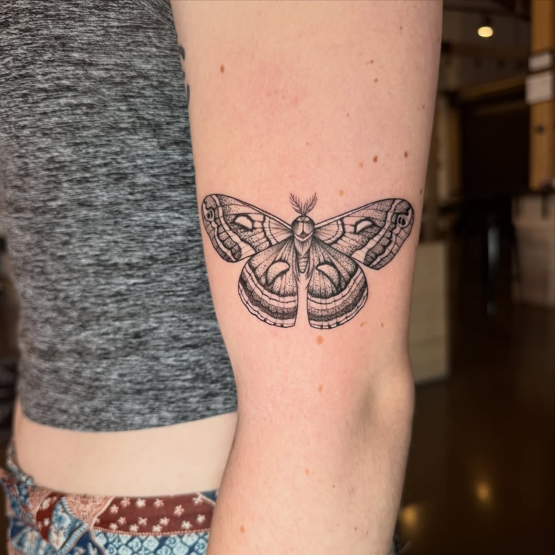 Tattoo by @mccollumtattoo โ dotwork, black_and_grey