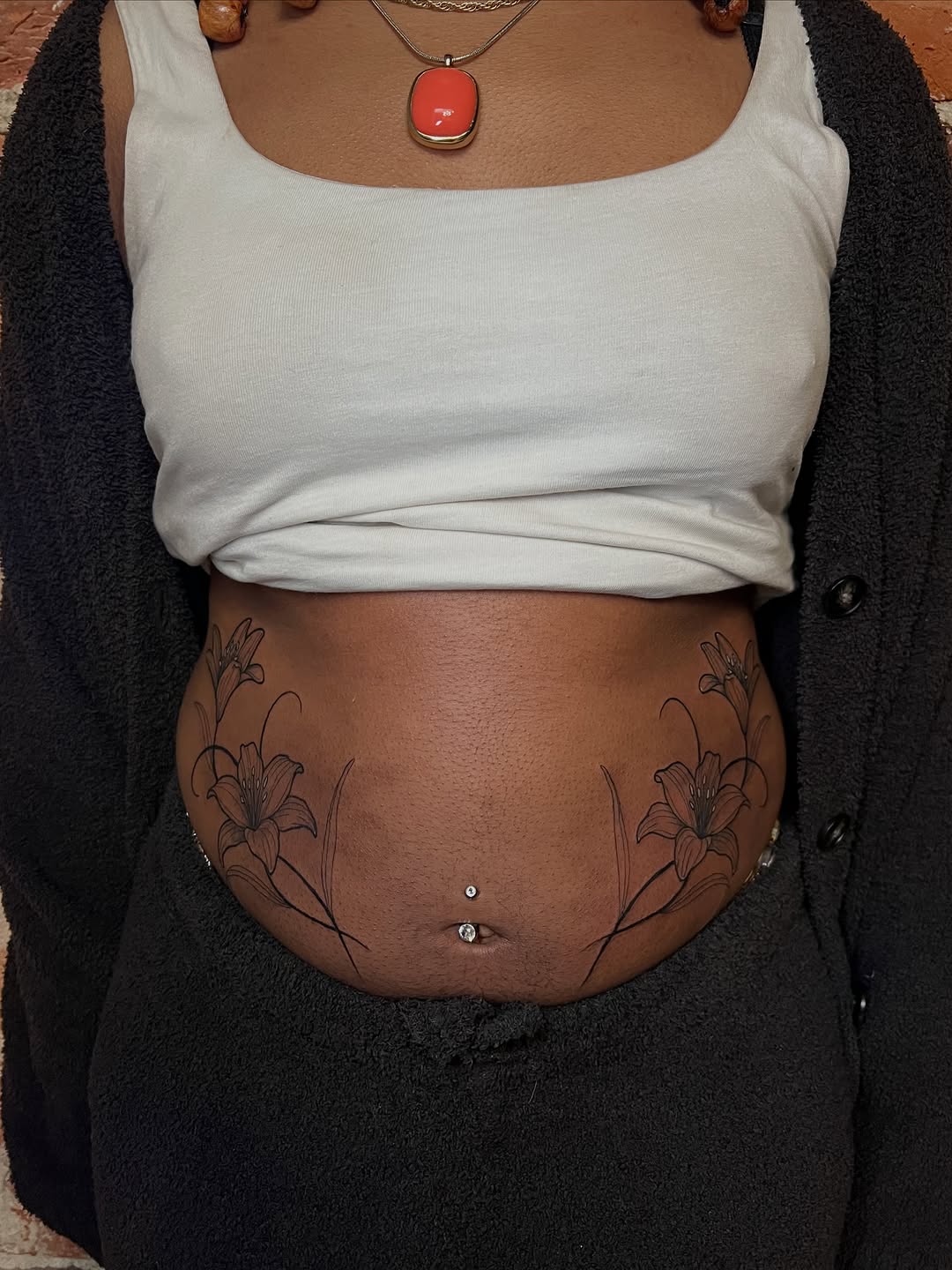 Tattoo by @uncomfycomfort โ fine_line