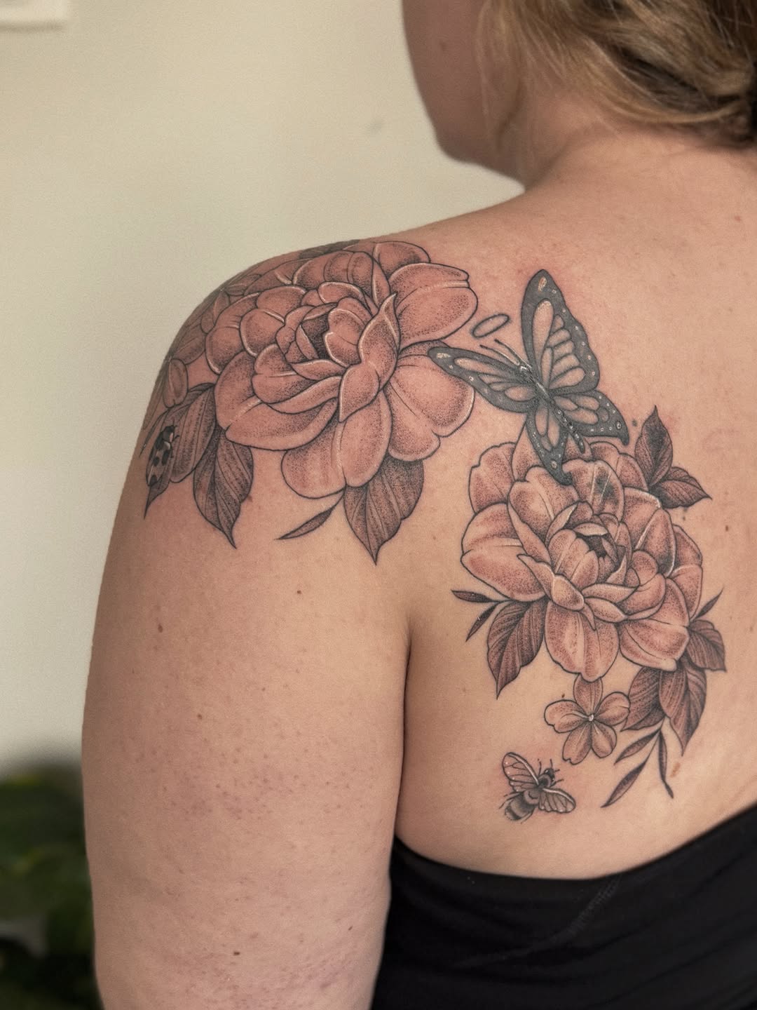 Tattoo by @somberallure — black_and_grey, dotwork