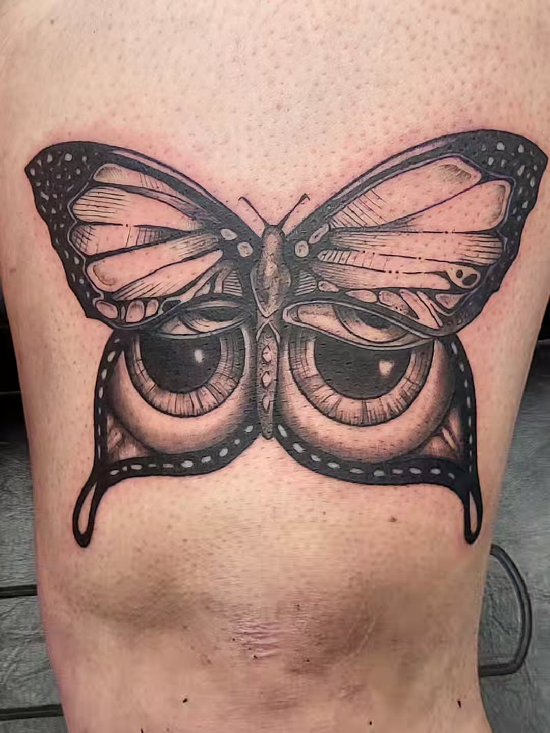 Tattoo by @tea_tattoos_ — realism, black_and_grey