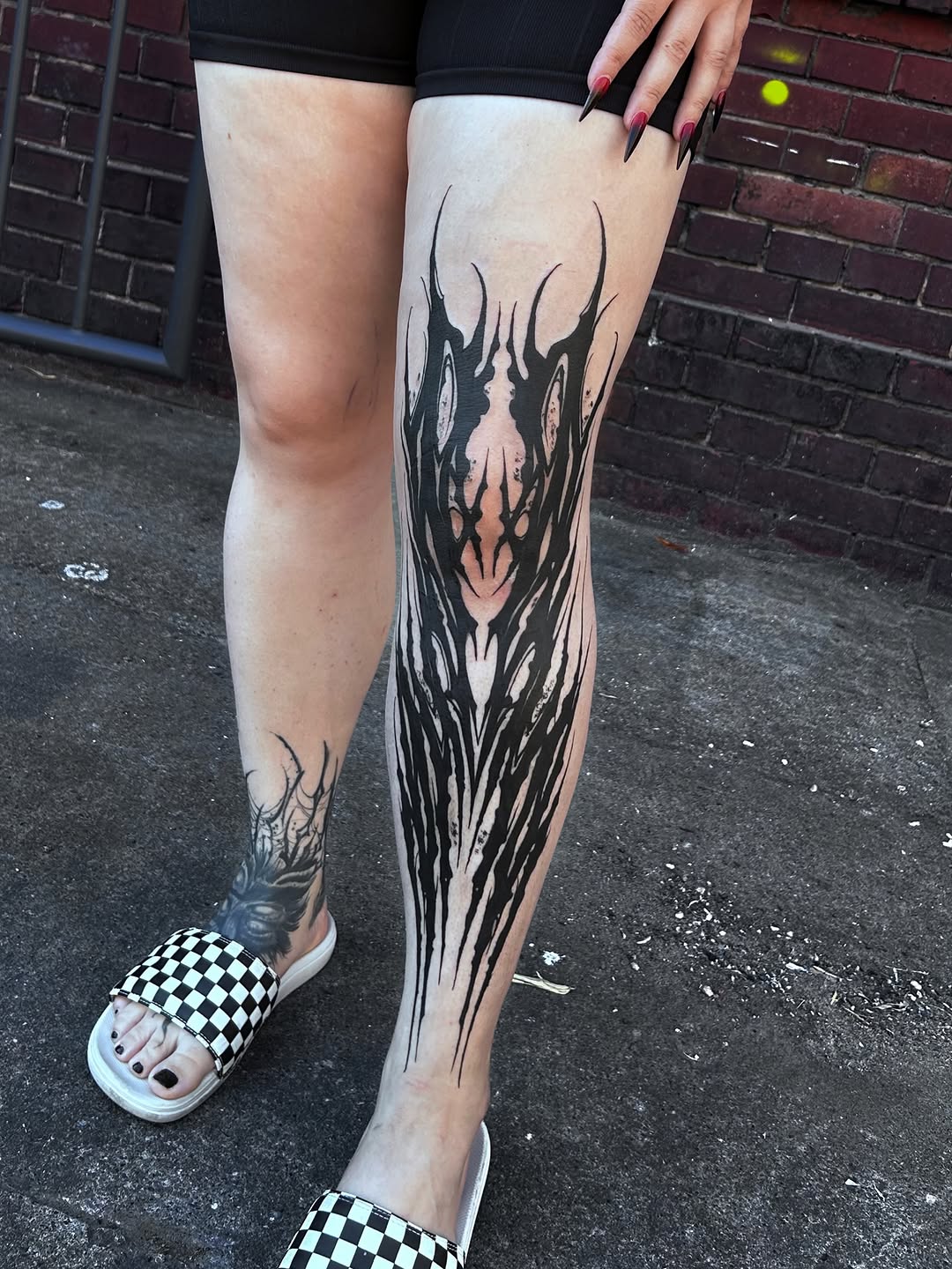 Tattoo by @_vants__ — blackwork
