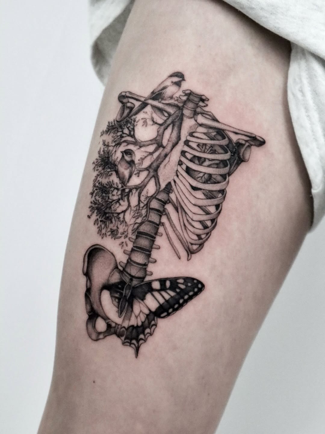 Tattoo by @rit13_ink — black_and_grey, realism