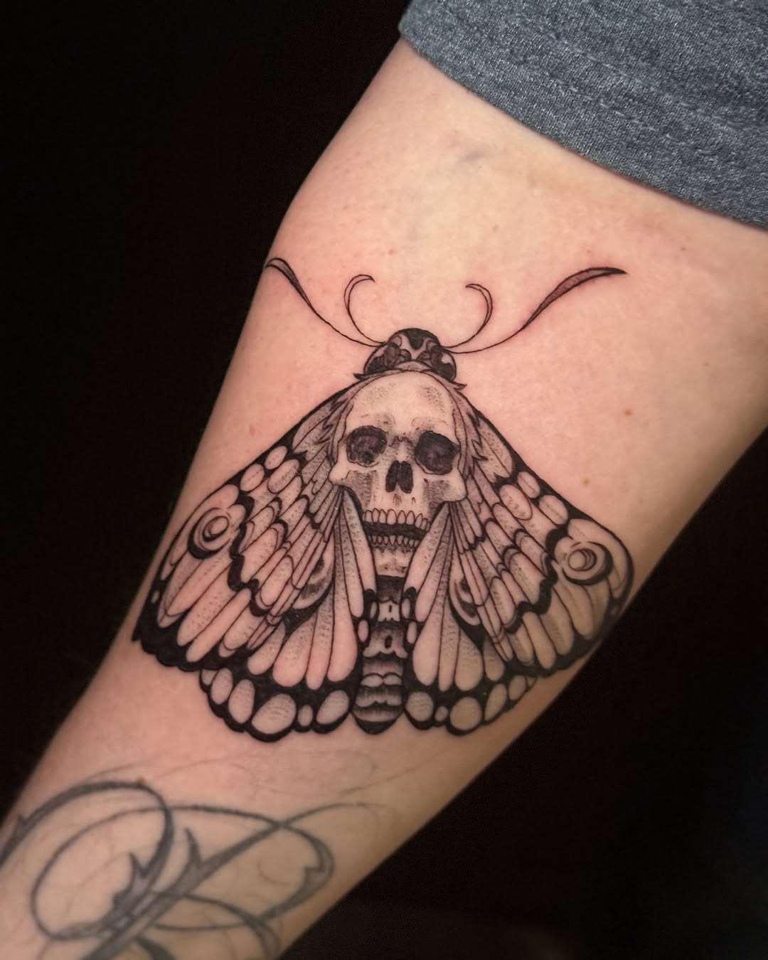 Tattoo by @tattoos_by_cat — black_and_grey, realism