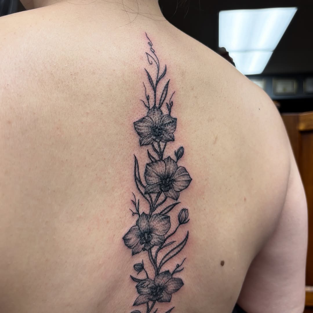 Tattoo by @daynatattoos — fine_line, black_and_grey