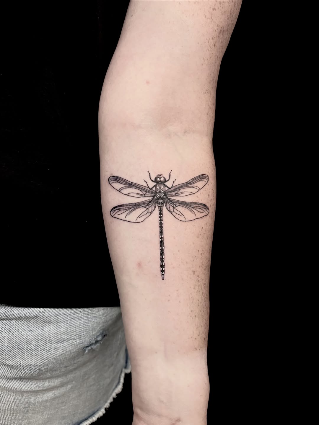 Tattoo by @letmechangemyusernamepleaseomg — fine_line, black_and_grey