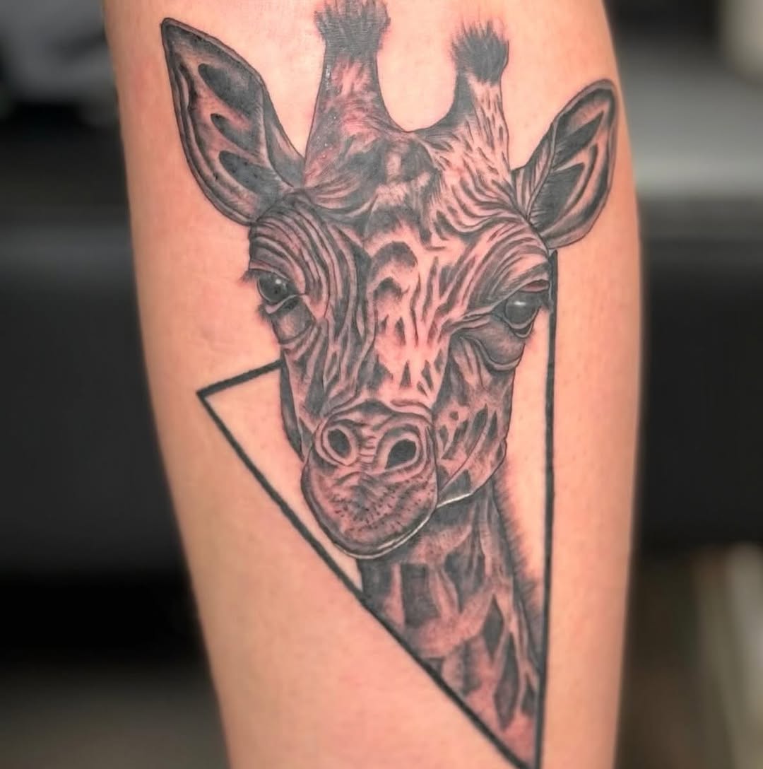 Tattoo by @flashme_ink — realism, geometric