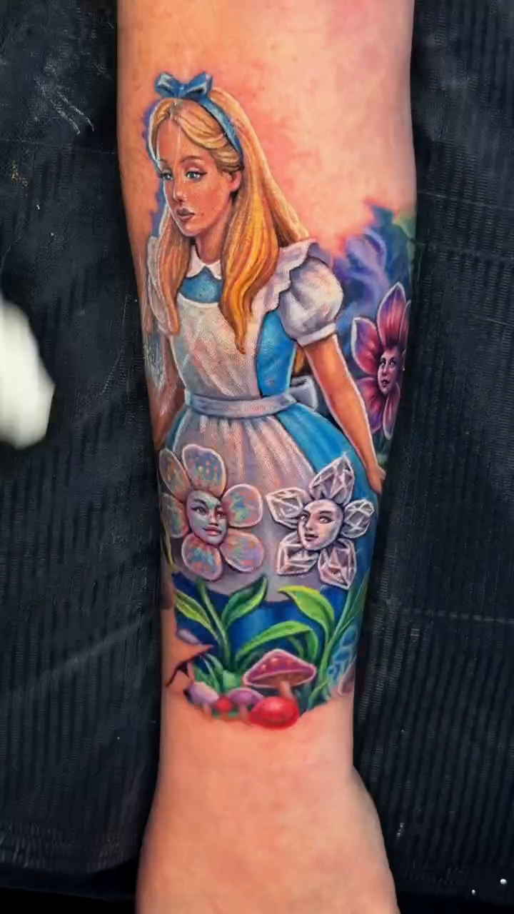 Tattoo by @javi_tattooedtheory — realism, illustrative