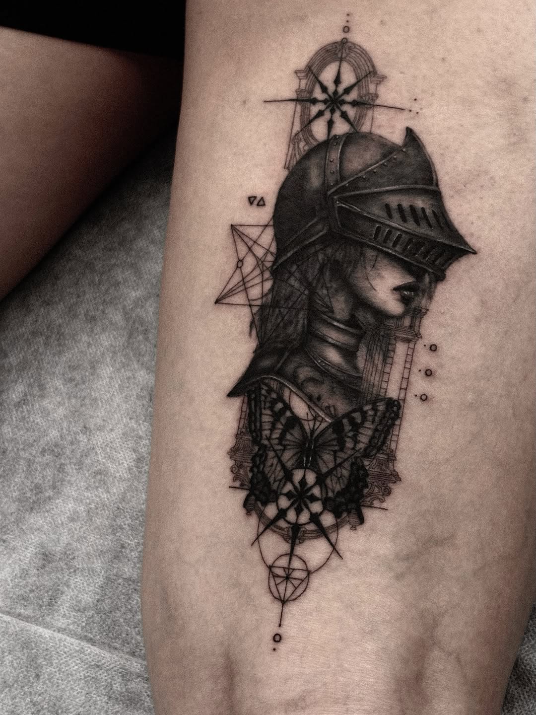 Tattoo by @seraph_gmt — black_and_grey, geometric