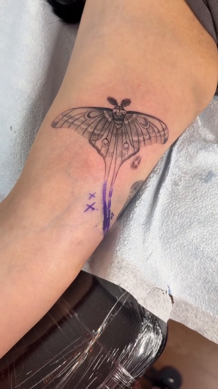 Tattoo by @yooyou.studio — fine_line, black_and_grey