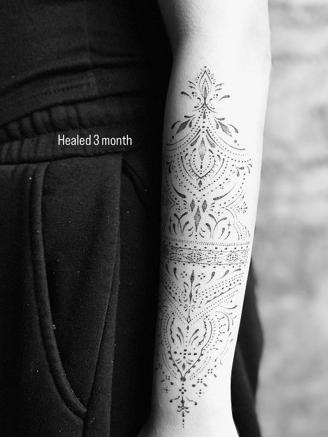 Tattoo by @nu9na_tattoo — dotwork, ornamental