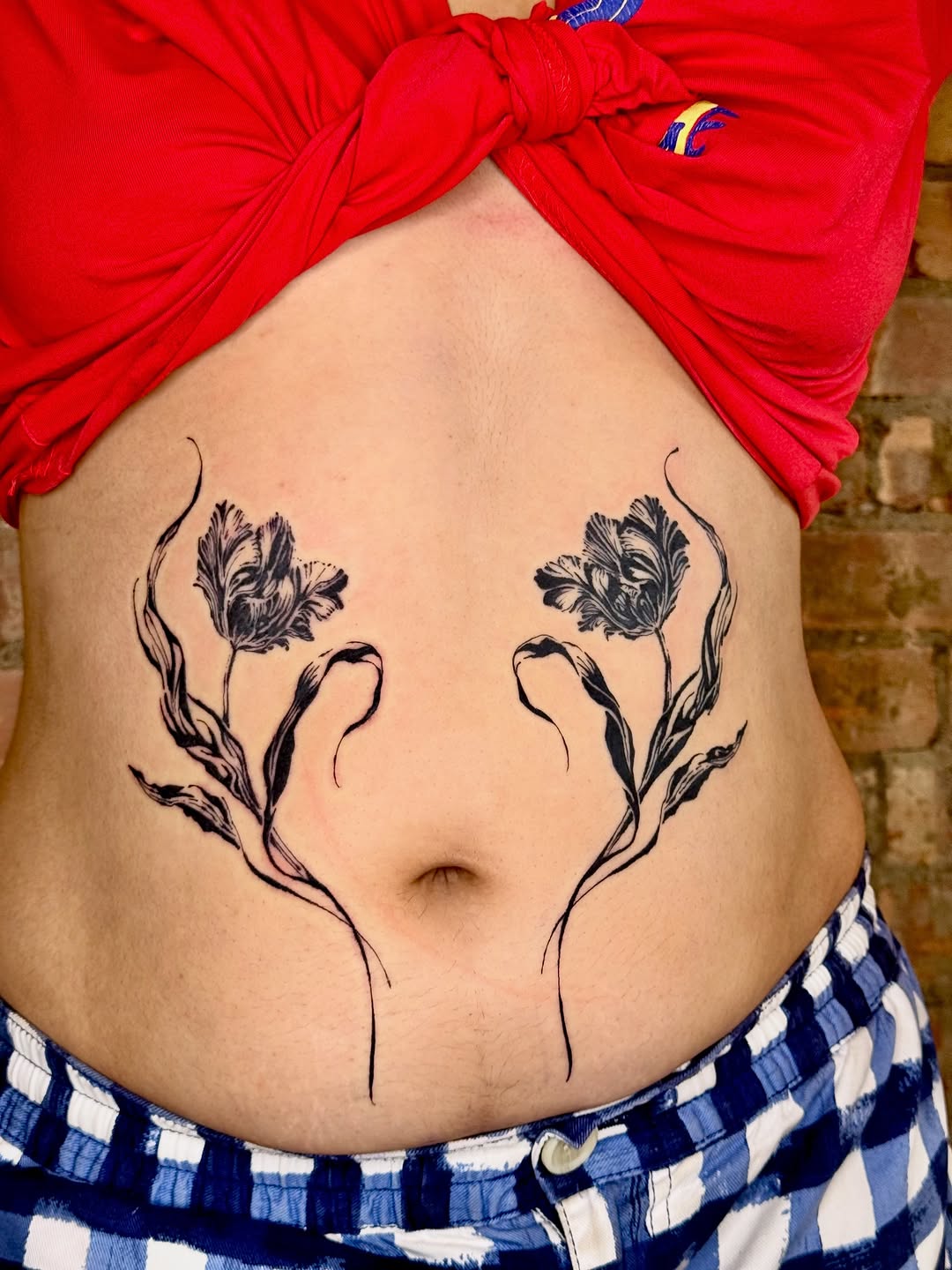 Tattoo by @passthesaltbitch โ fine_line, black_and_grey