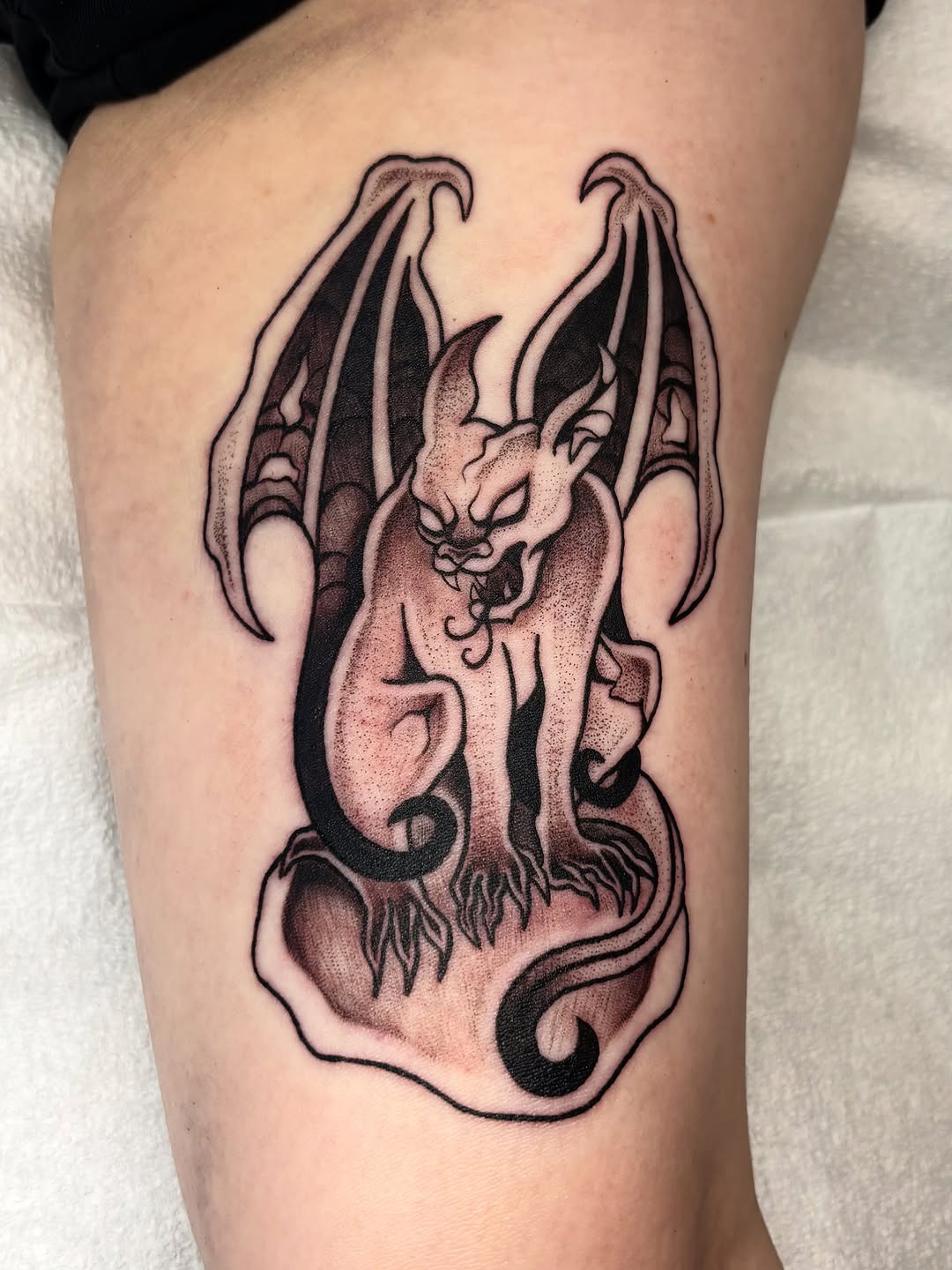Tattoo by @jasminejadetattoo — black_and_grey, dotwork