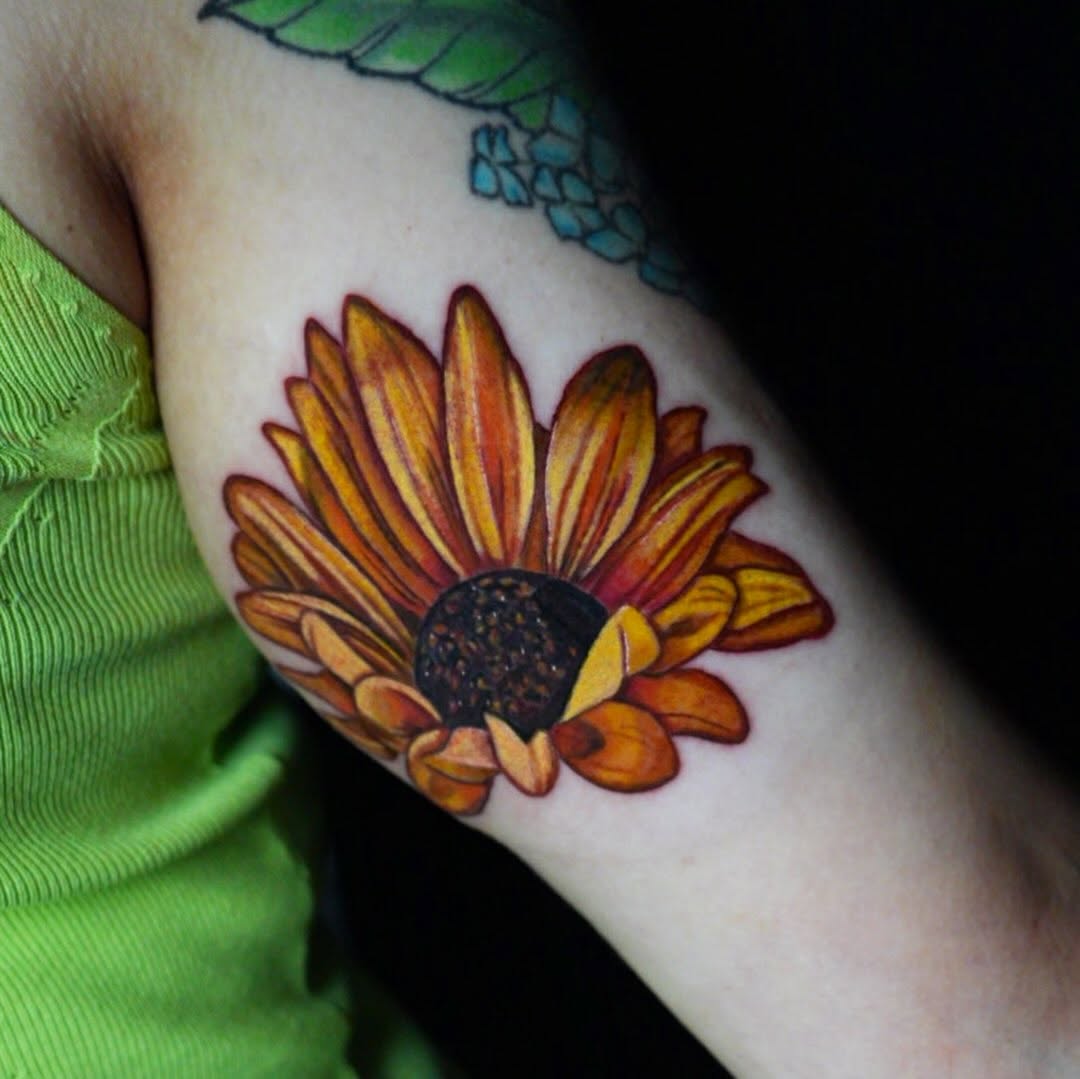 Tattoo by @rayvin_tattoos — realism, color