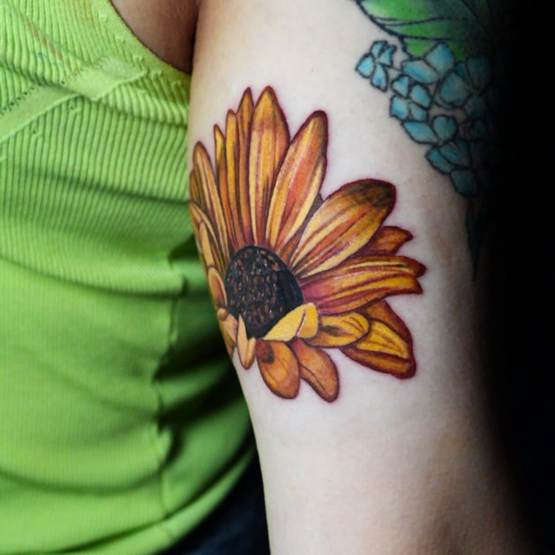 Tattoo by @rayvin_tattoos — realism, fine_line