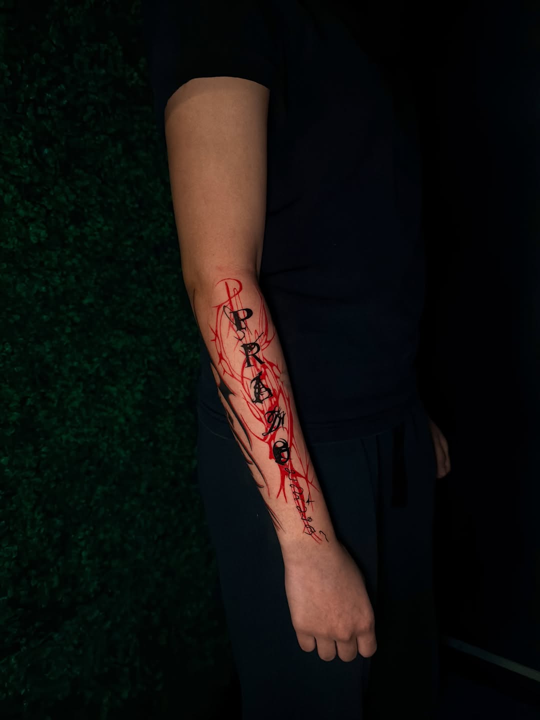 Tattoo by @bellaskytattoos — lettering_script, trash_polka