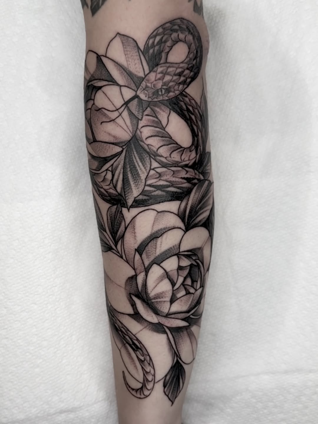 Tattoo by @mattoo33 โ black_and_grey, realism