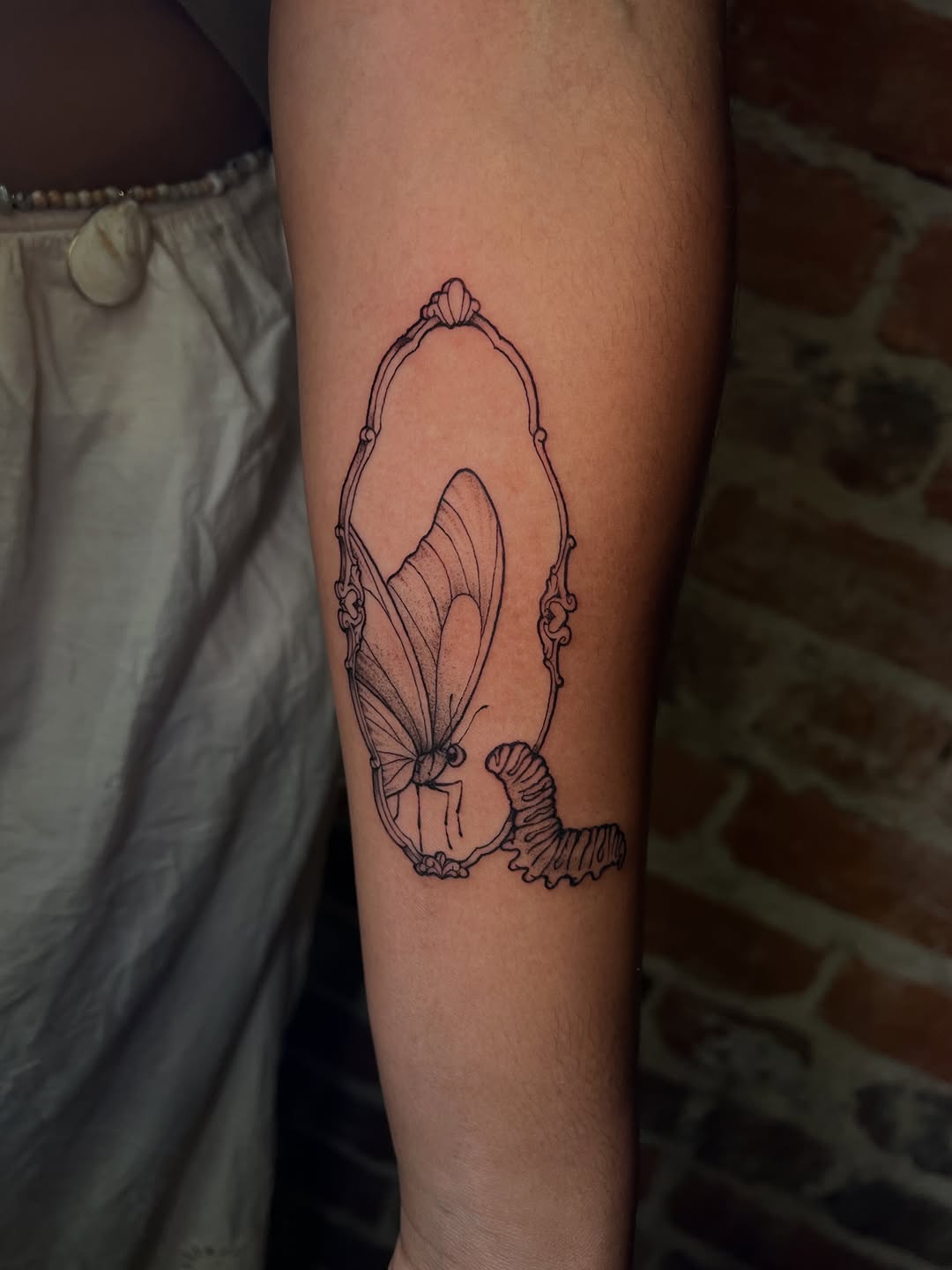 Tattoo by @uncomfycomfort โ fine_line, illustrative