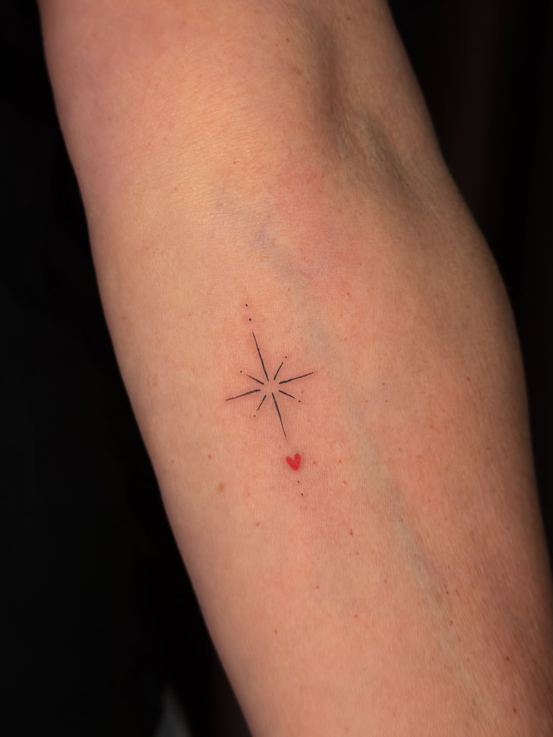 Tattoo by @heliast.tattoos — fine_line, minimalist