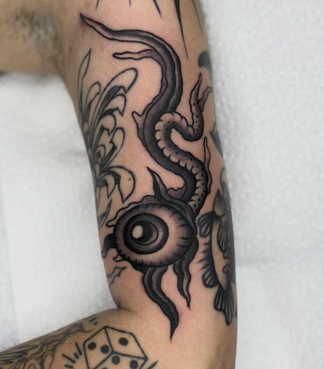 Tattoo by @domlibretti — black_and_grey, neo_traditional
