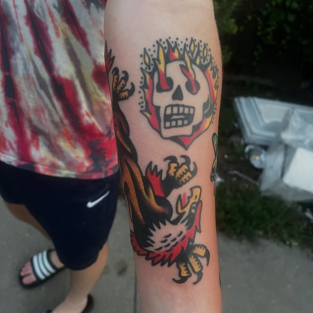 Tattoo by @mikeychestnuts — american_traditional