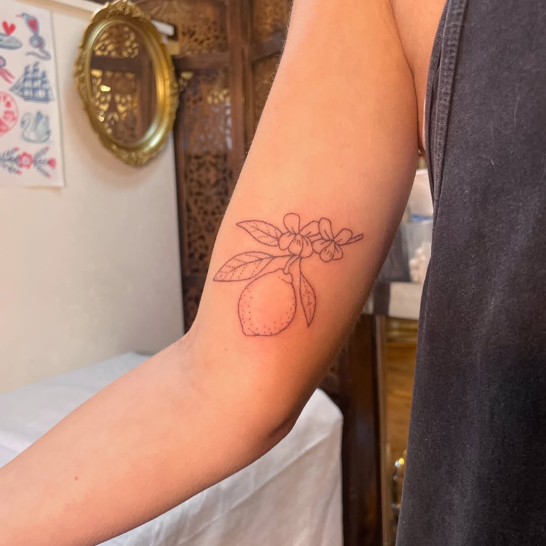 Tattoo by @roepoke — fine_line