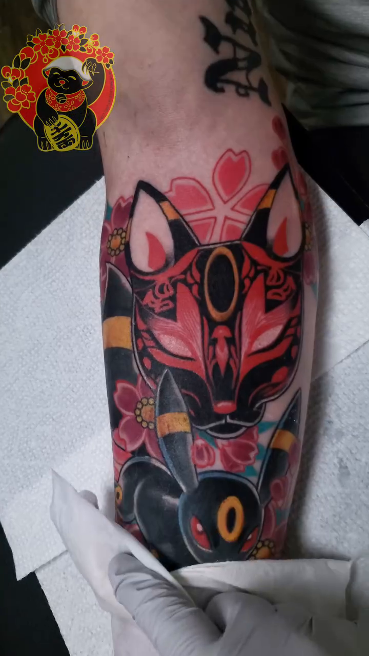 Tattoo by @honeybadgertat2 — japanese_irezumi, black_and_grey