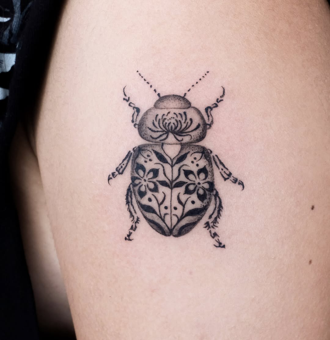 Tattoo by @eyu.tats โ black_and_grey, ornamental