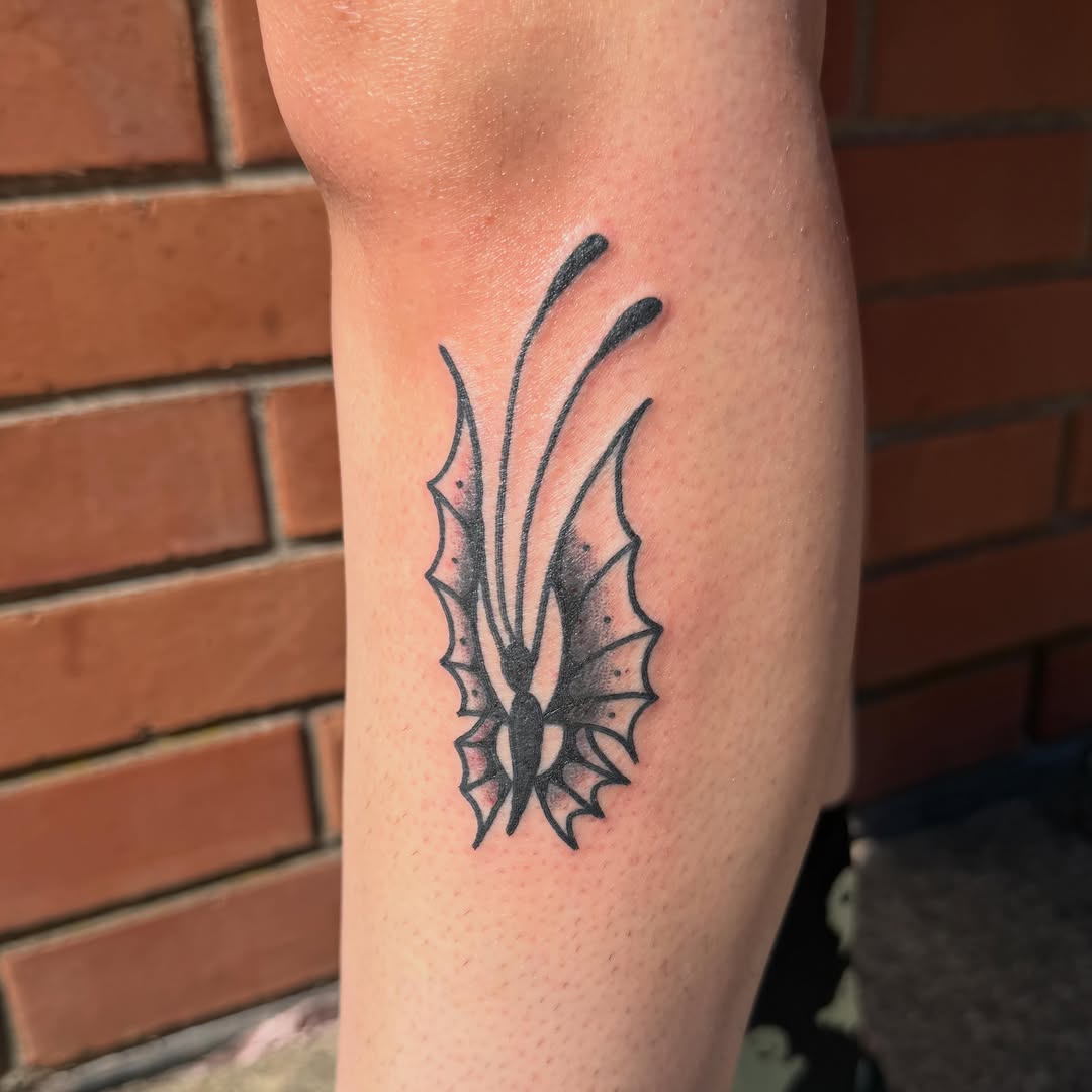 Tattoo by @discomark_ β american_traditional
