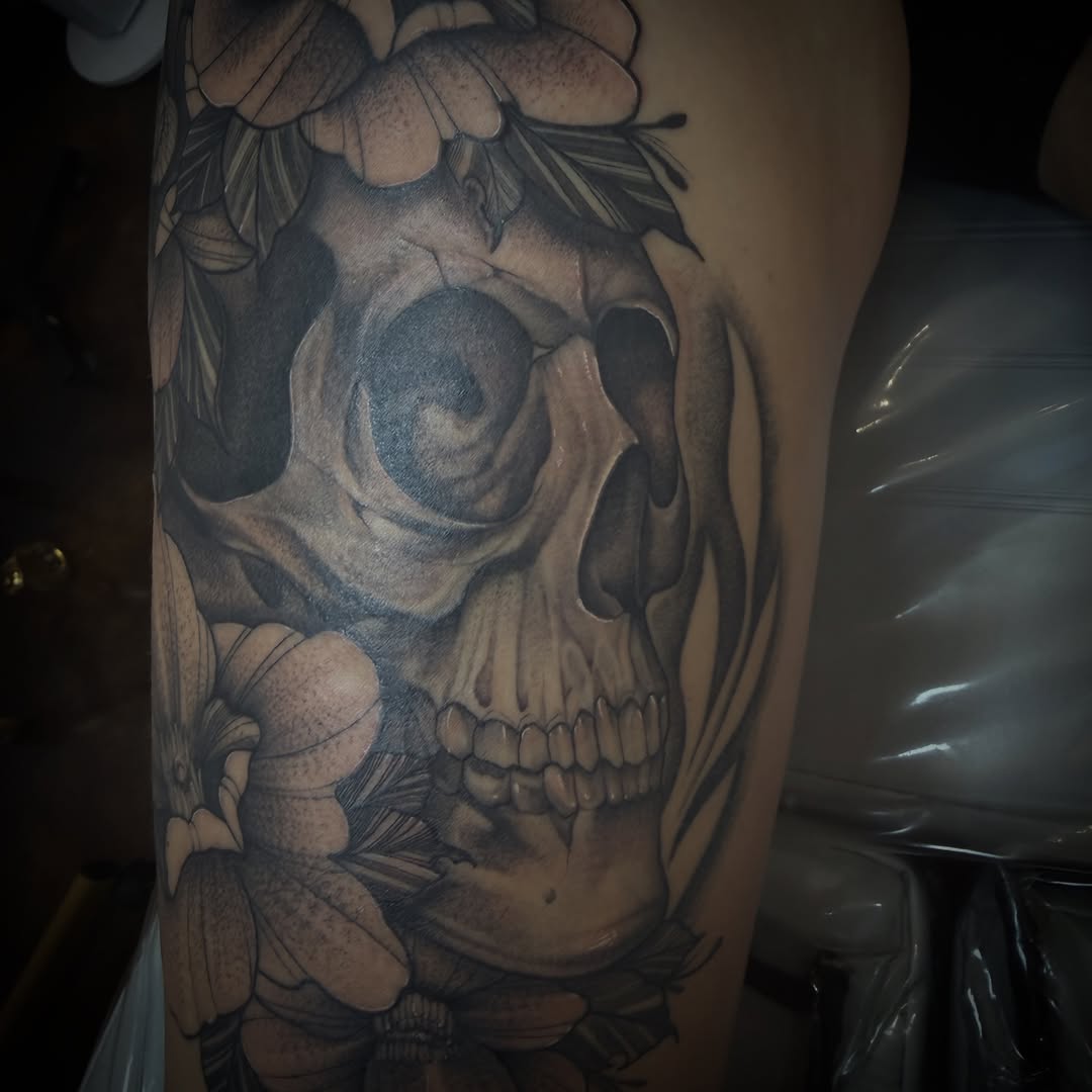 Tattoo by @inkandivvy — realism, black_and_grey